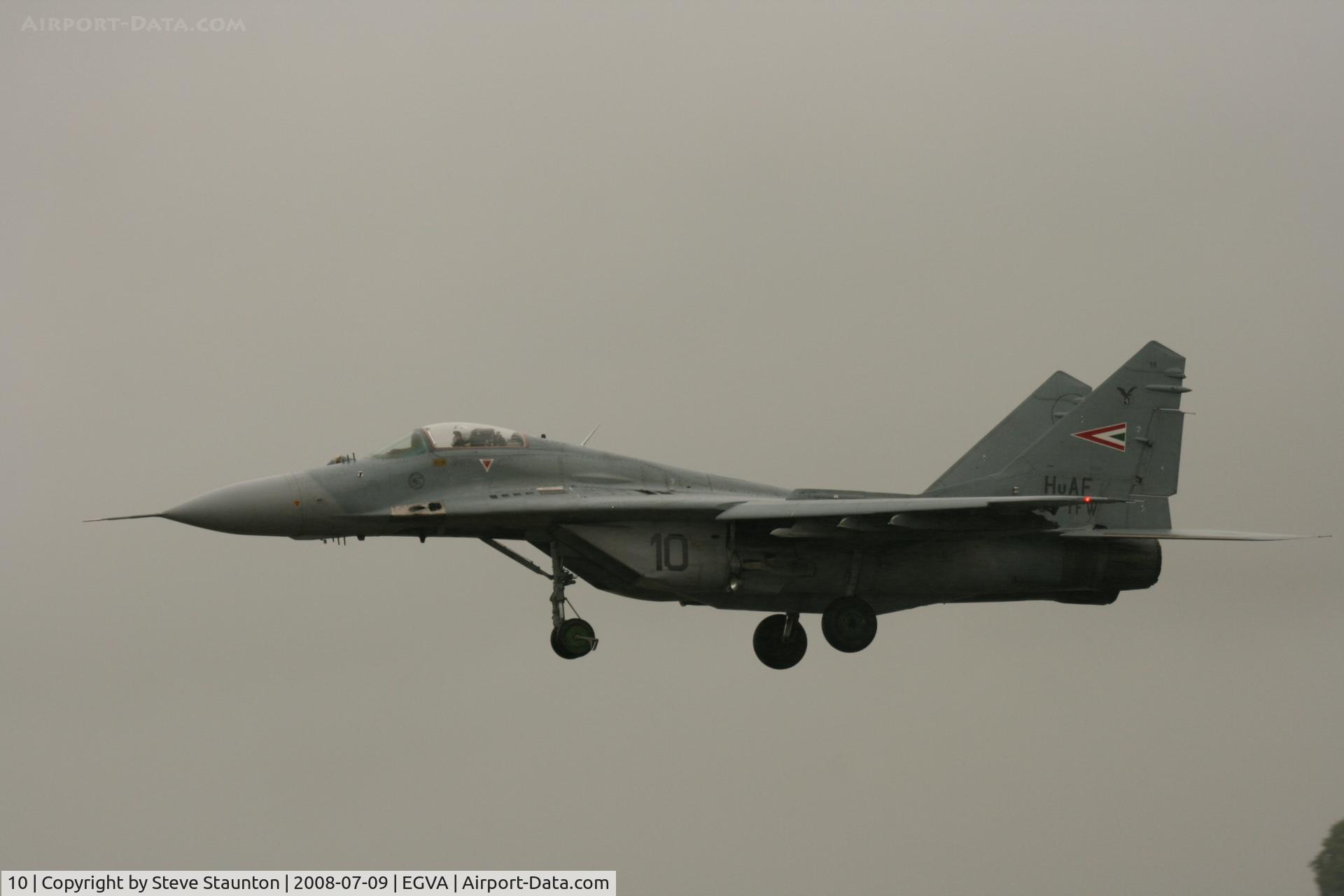 10, Mikoyan-Gurevich MiG-29B C/N 2960535158, Taken at the Royal International Air Tattoo 2008 during arrivals and departures (show days cancelled due to bad weather)