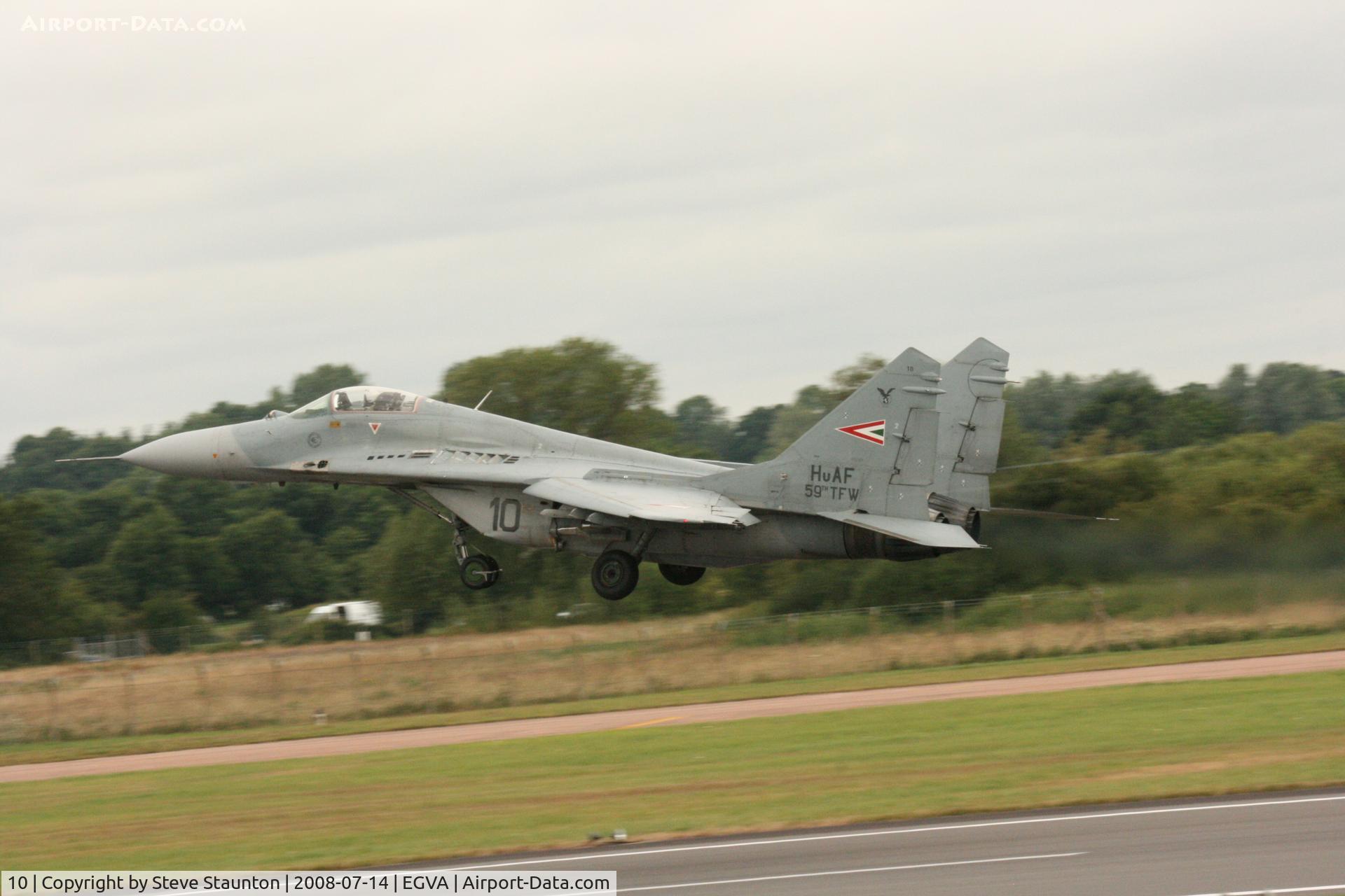 10, Mikoyan-Gurevich MiG-29B C/N 2960535158, Taken at the Royal International Air Tattoo 2008 during arrivals and departures (show days cancelled due to bad weather)