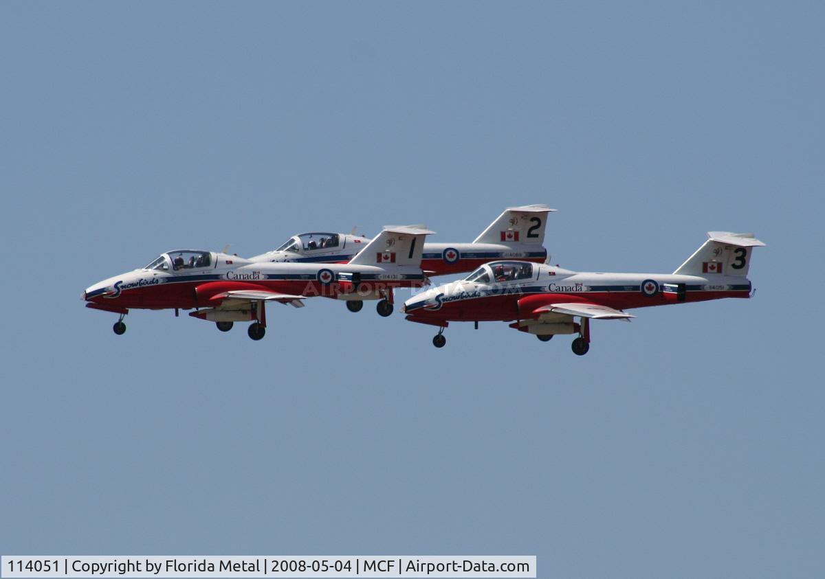 114051, Canadair CT-114 Tutor C/N 1051, Snowbirds landing after performance