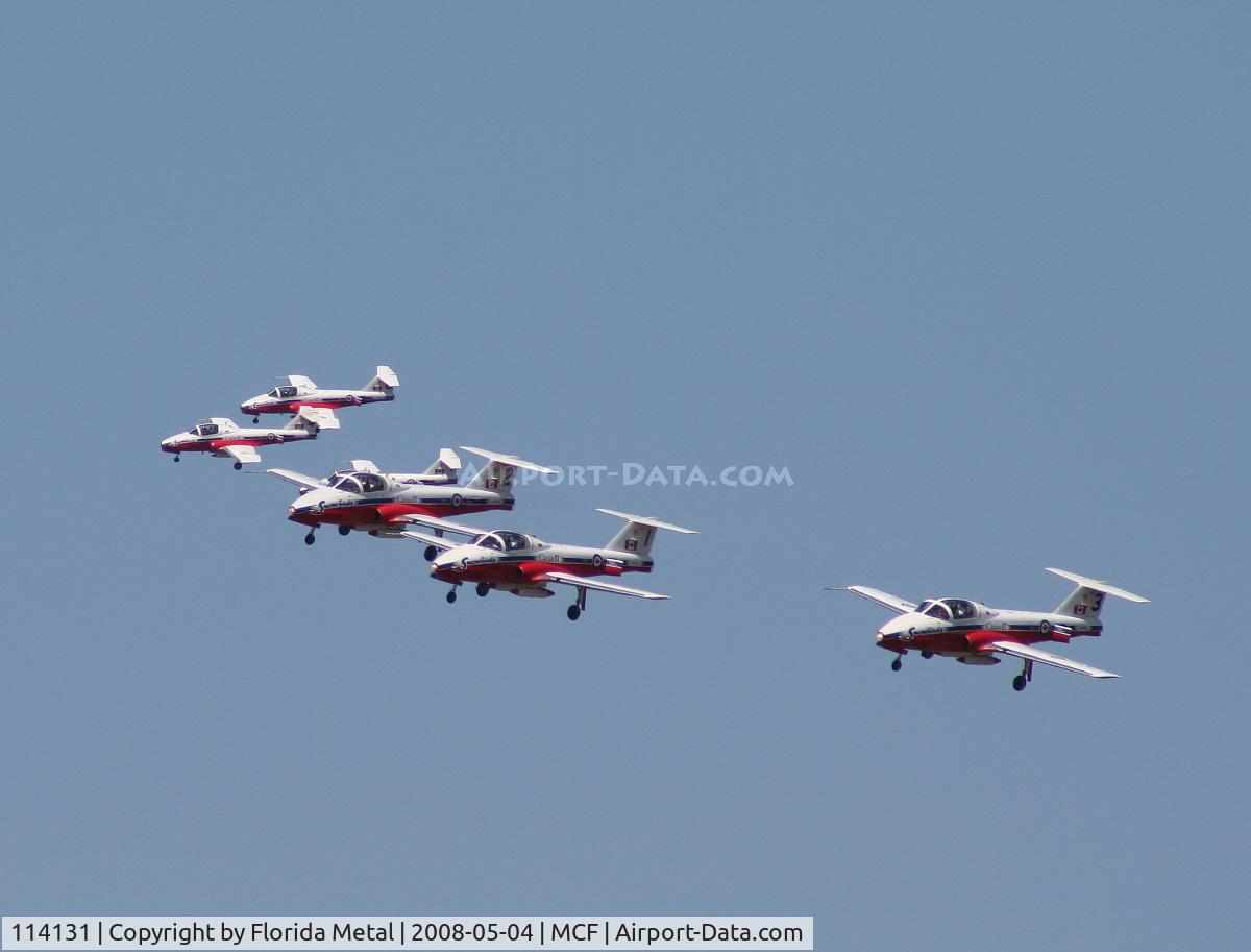 114131, Canadair CT-114 Tutor C/N 1131, Snowbirds landing after performance