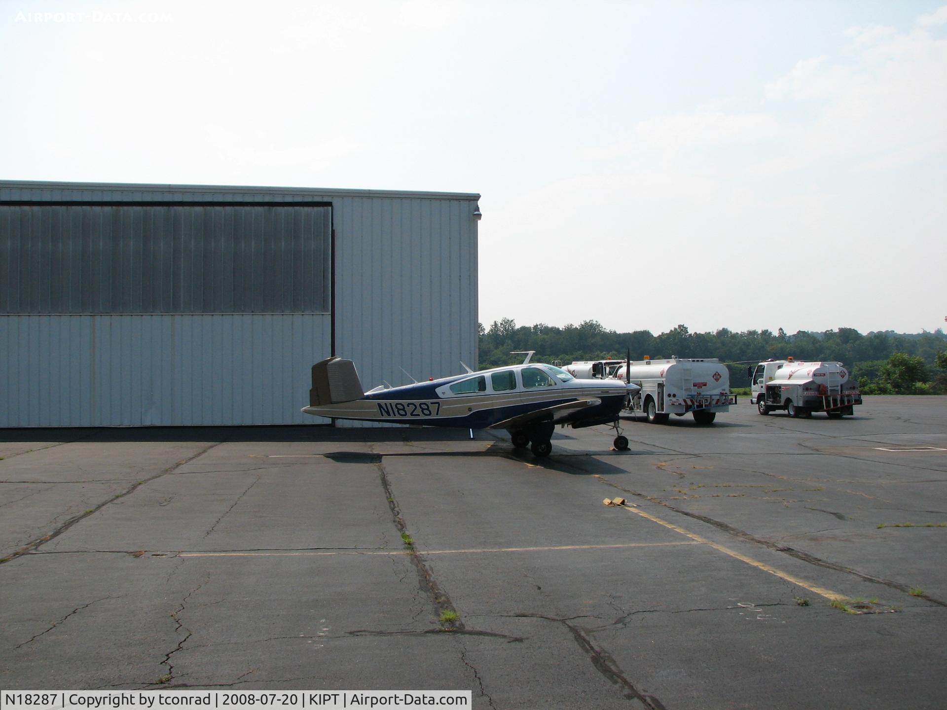 N18287, 1977 Beech V35B Bonanza C/N D-10032, at Williamsport