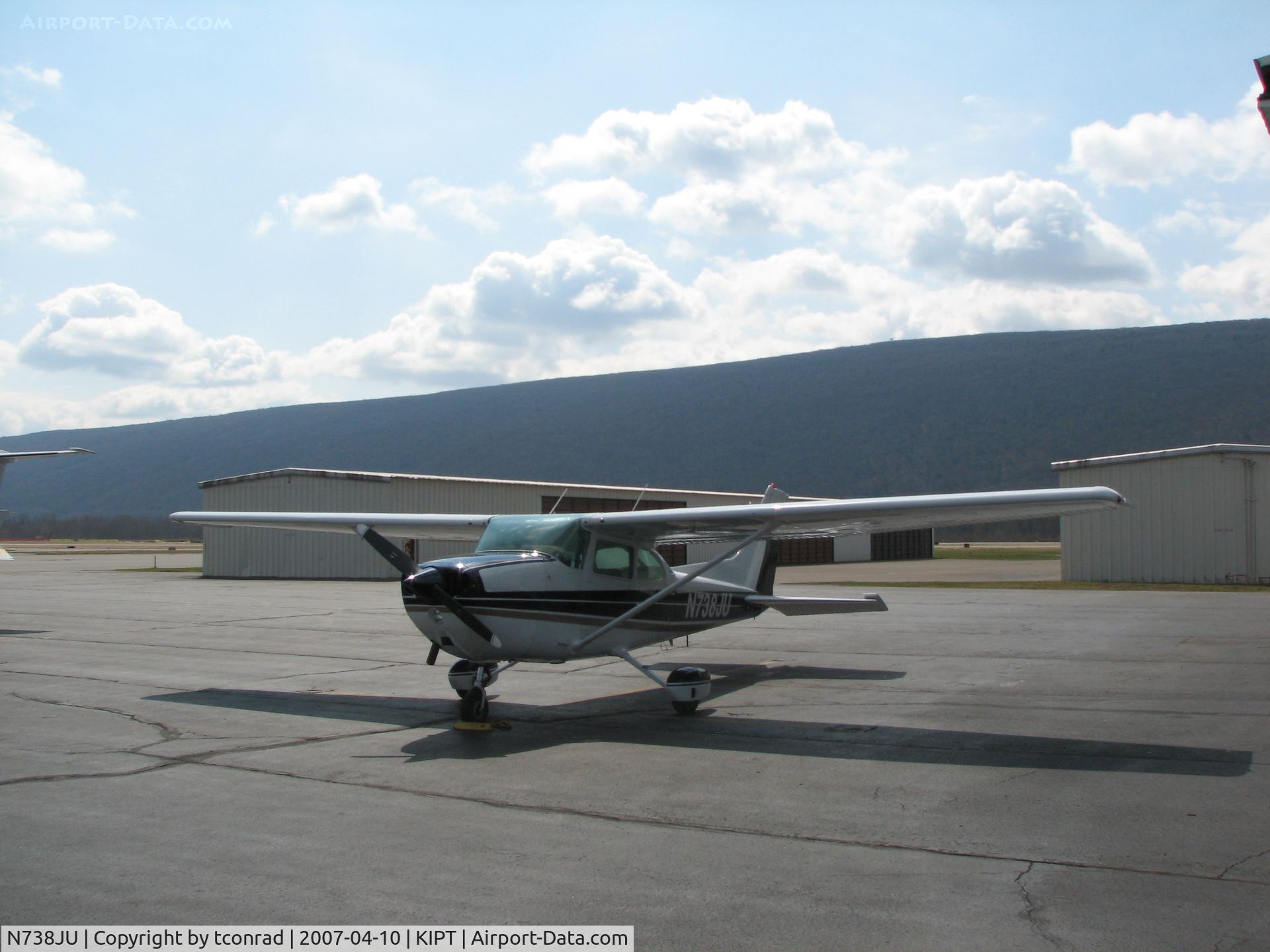 N738JU, 1977 Cessna 172N C/N 17270021, at Williamsport