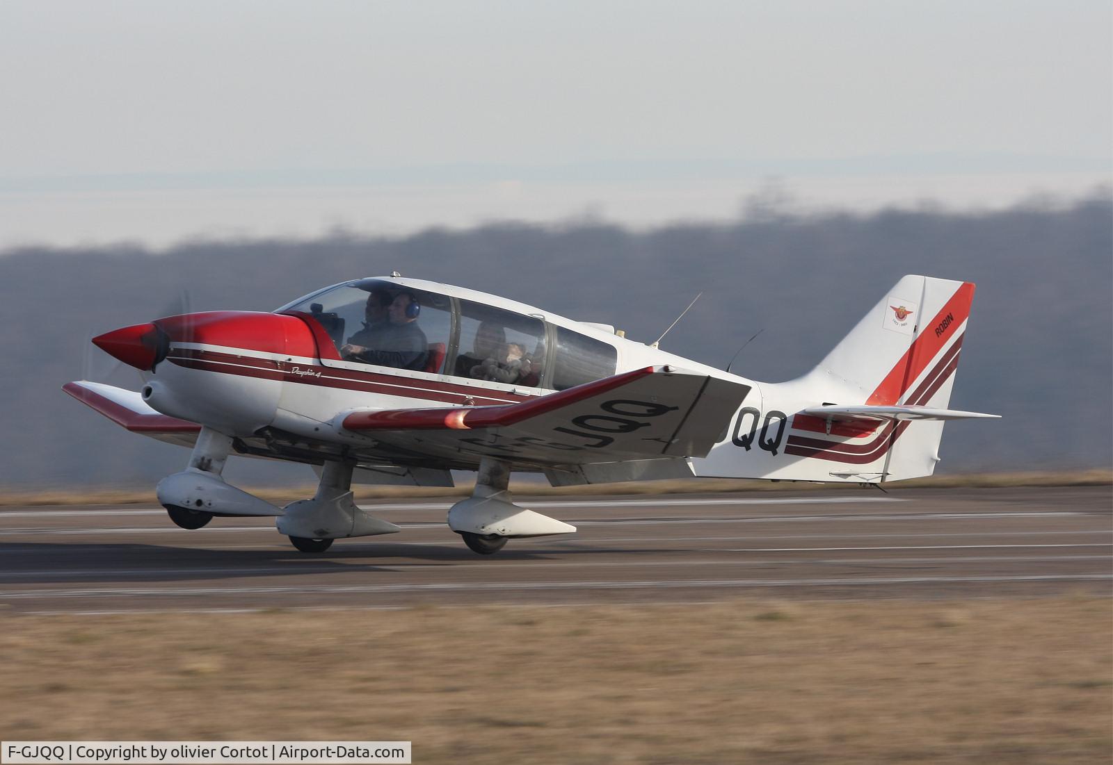 F-GJQQ, Robin DR-400-140B Major C/N 1986, Taken at Dijon Darois airfield, winter 2007