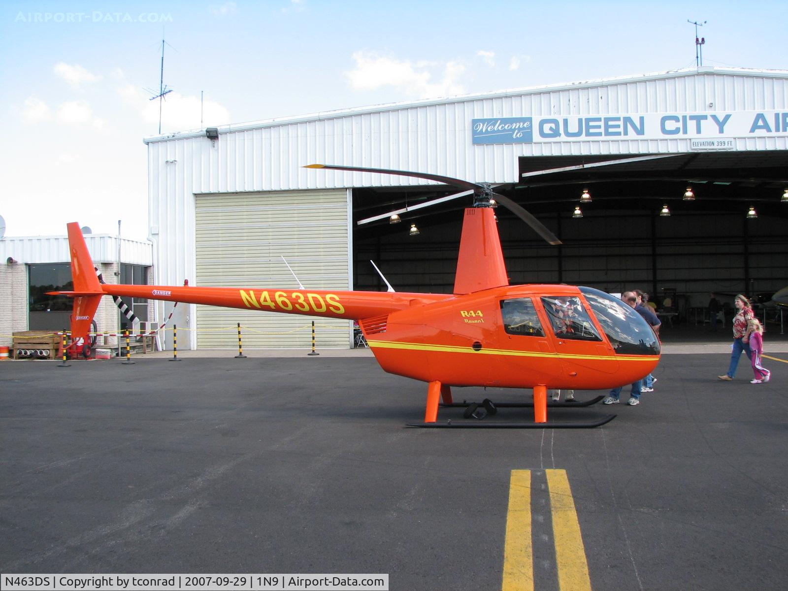 N463DS, 2005 Robinson R44 C/N 1518, at Queen City