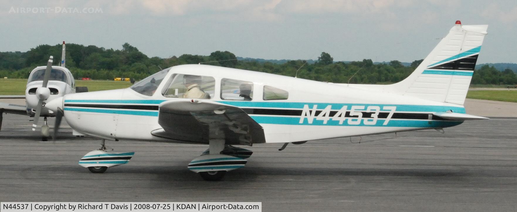 N44537, 1974 Piper PA-28-151 C/N 28-7415659, 1974 Piper PA28-151 in Danville Va.