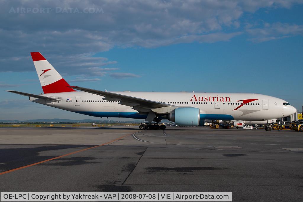 OE-LPC, 2002 Boeing 777-2Z9/ER C/N 29313, Austrian Airlines Boeing 777-200