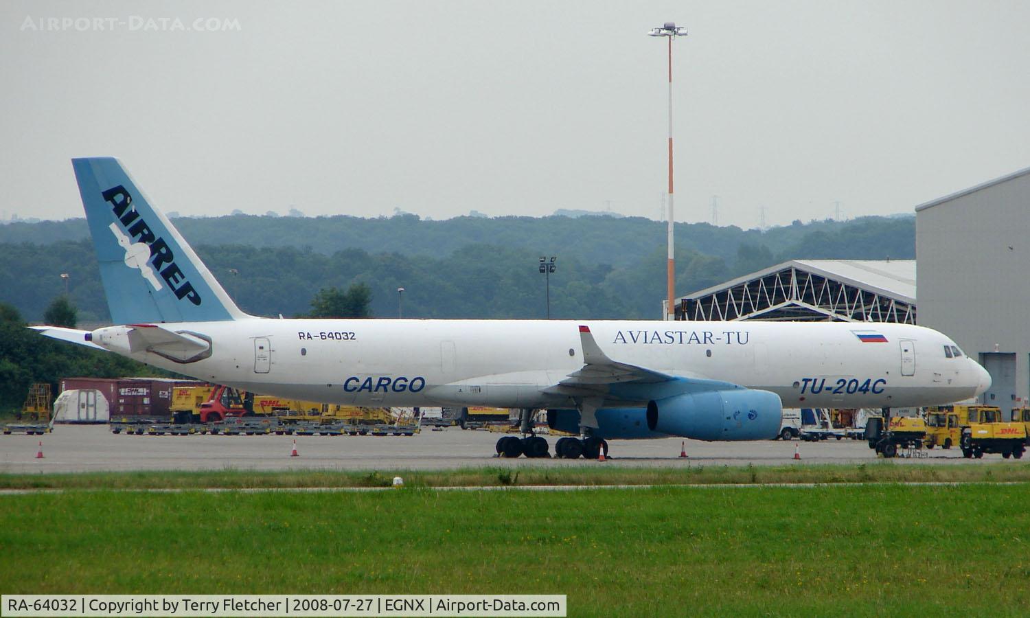 RA-64032, Tupolev Tu-204-100C C/N 1450743164032, Aviastar Tu204 Cargo at East Midlands