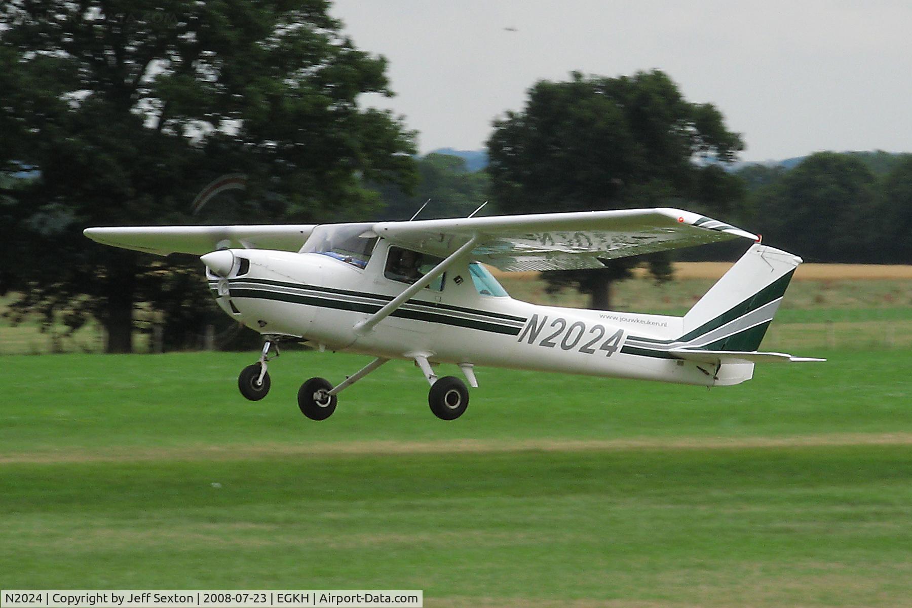 N2024, 1973 Cessna 150L C/N 15074157, T/O from Lashenden/Headcorn