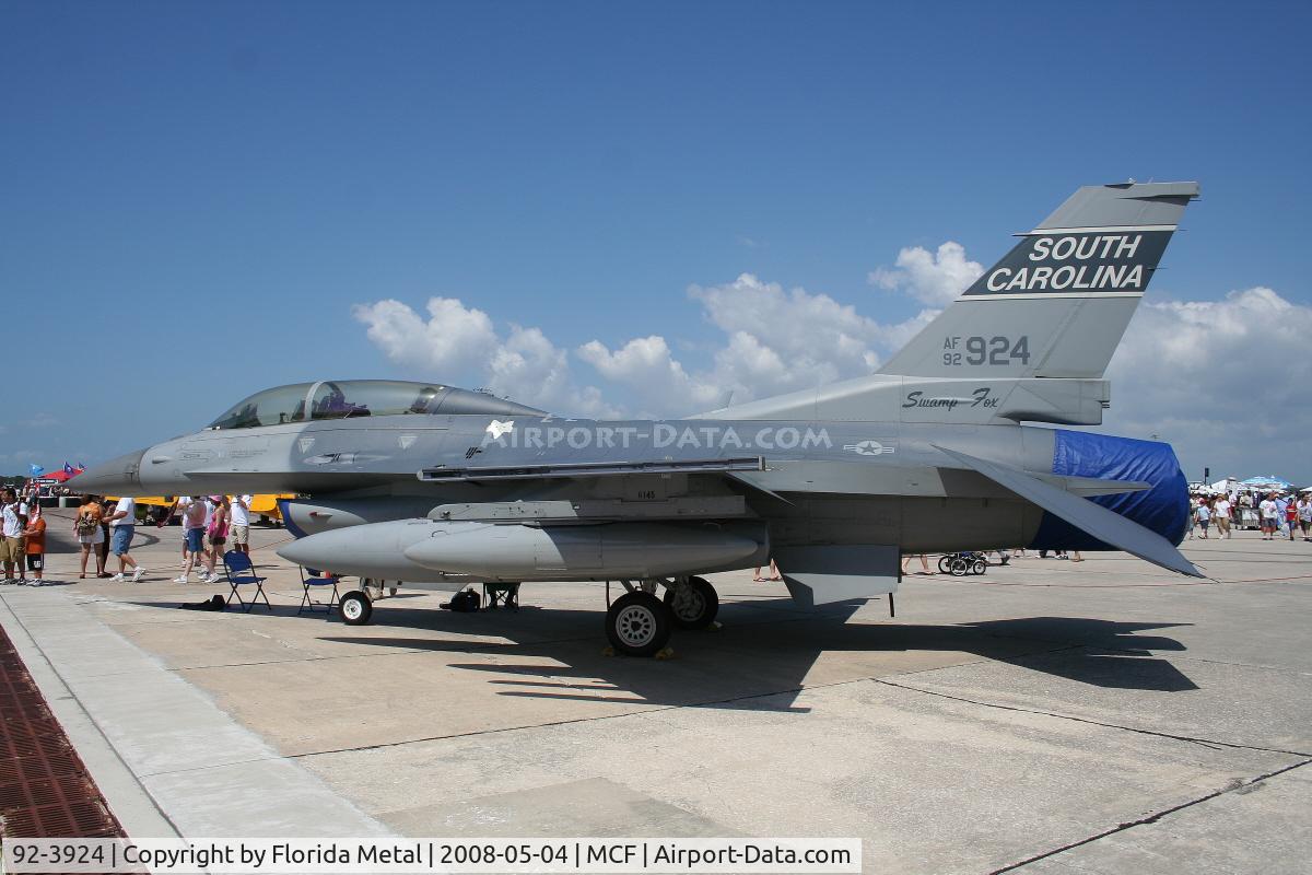 92-3924, 1992 Lockheed F-16D Fighting Falcon C/N CD-37, F-16 Falcon