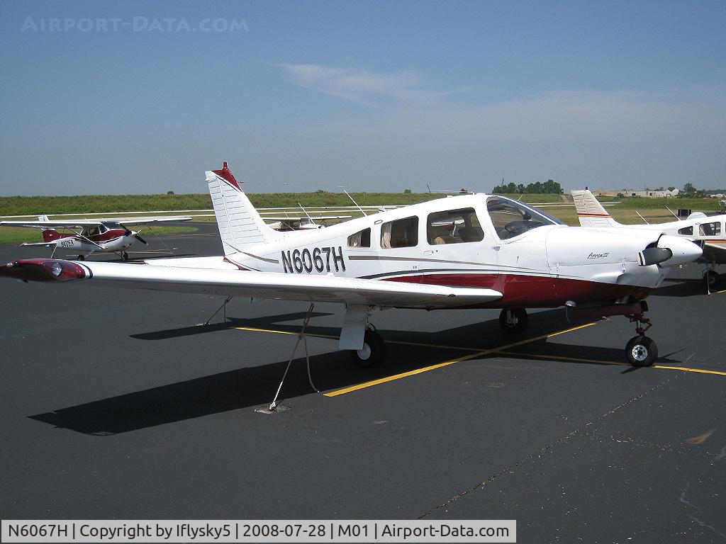 N6067H, 1977 Piper PA-28R-201 Cherokee Arrow III C/N 28R-7837050, N6067H PIPER PA-28R-201