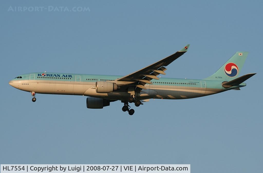 HL7554, 1999 Airbus A330-323 C/N 256, Korean Air