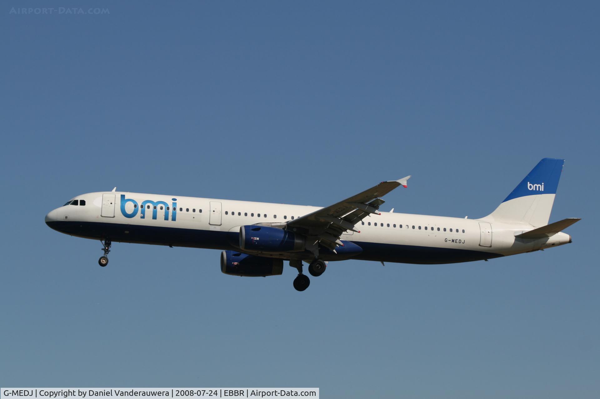 G-MEDJ, 2004 Airbus A321-231 C/N 2190, arrival of flight BD145 to rwy 25L