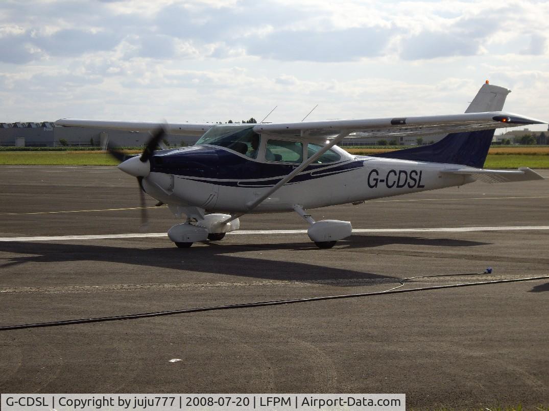 G-CDSL, 1981 Cessna 182R Skylane C/N 18267970, on displai at Melun-Villaroche