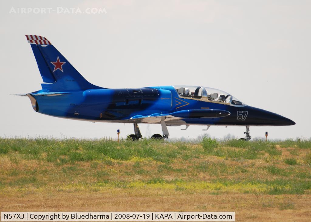 N57XJ, 1984 Aero L-39C Albatros C/N 432827, Waiting for 17L to clear.