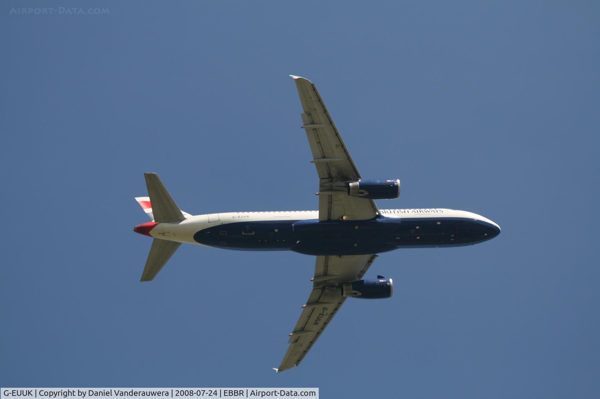 G-EUUK, 2002 Airbus A320-232 C/N 1899, flight BA393 is taking off from rwy 07R