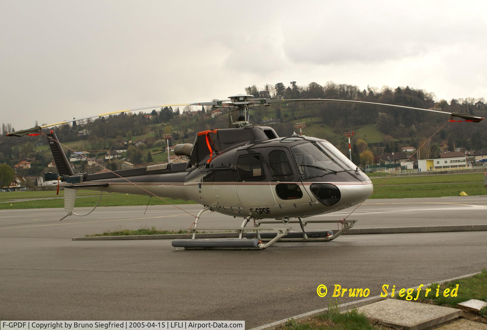 F-GPDF, Eurocopter AS-350B-3 Ecureuil Ecureuil C/N 3290, Annemasse LFLI
