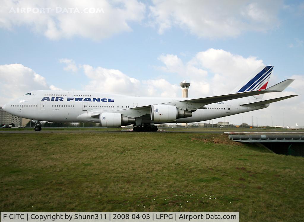 F-GITC, 1991 Boeing 747-428 C/N 25344, Passing on parallels runways