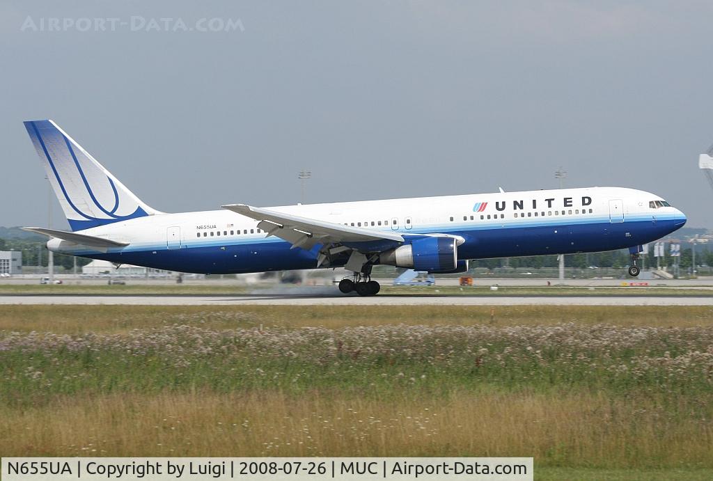 N655UA, 1992 Boeing 767-322/ER C/N 25393, United