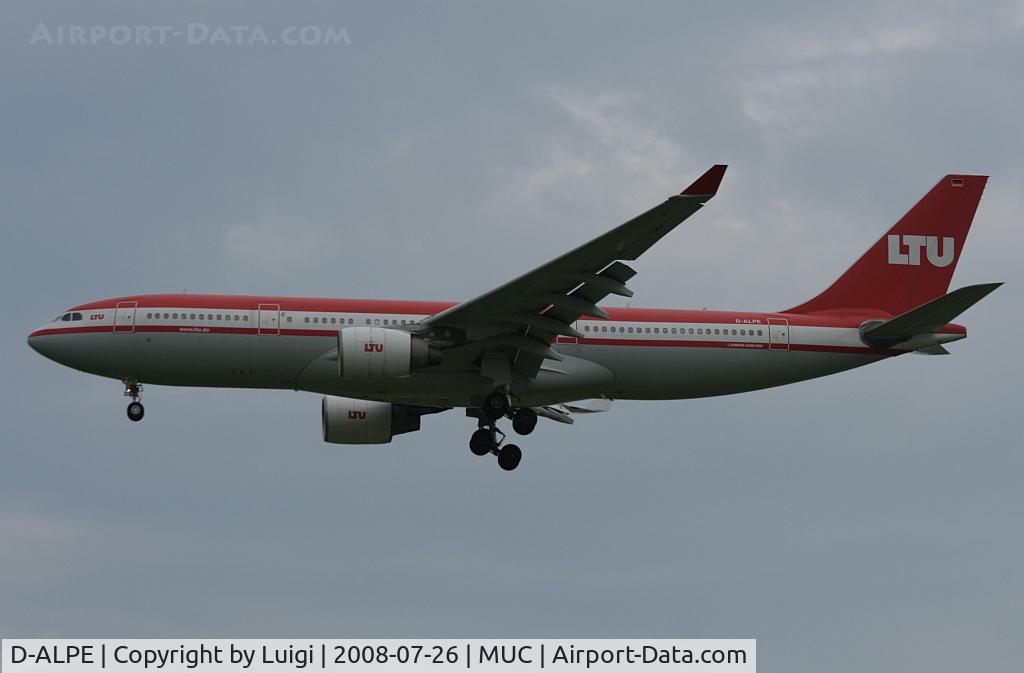 D-ALPE, 2002 Airbus A330-223 C/N 469, LTU
