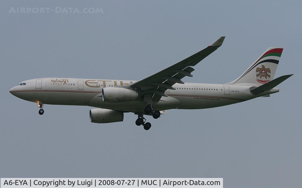 A6-EYA, 2000 Airbus A330-223 C/N 361, Ethiad