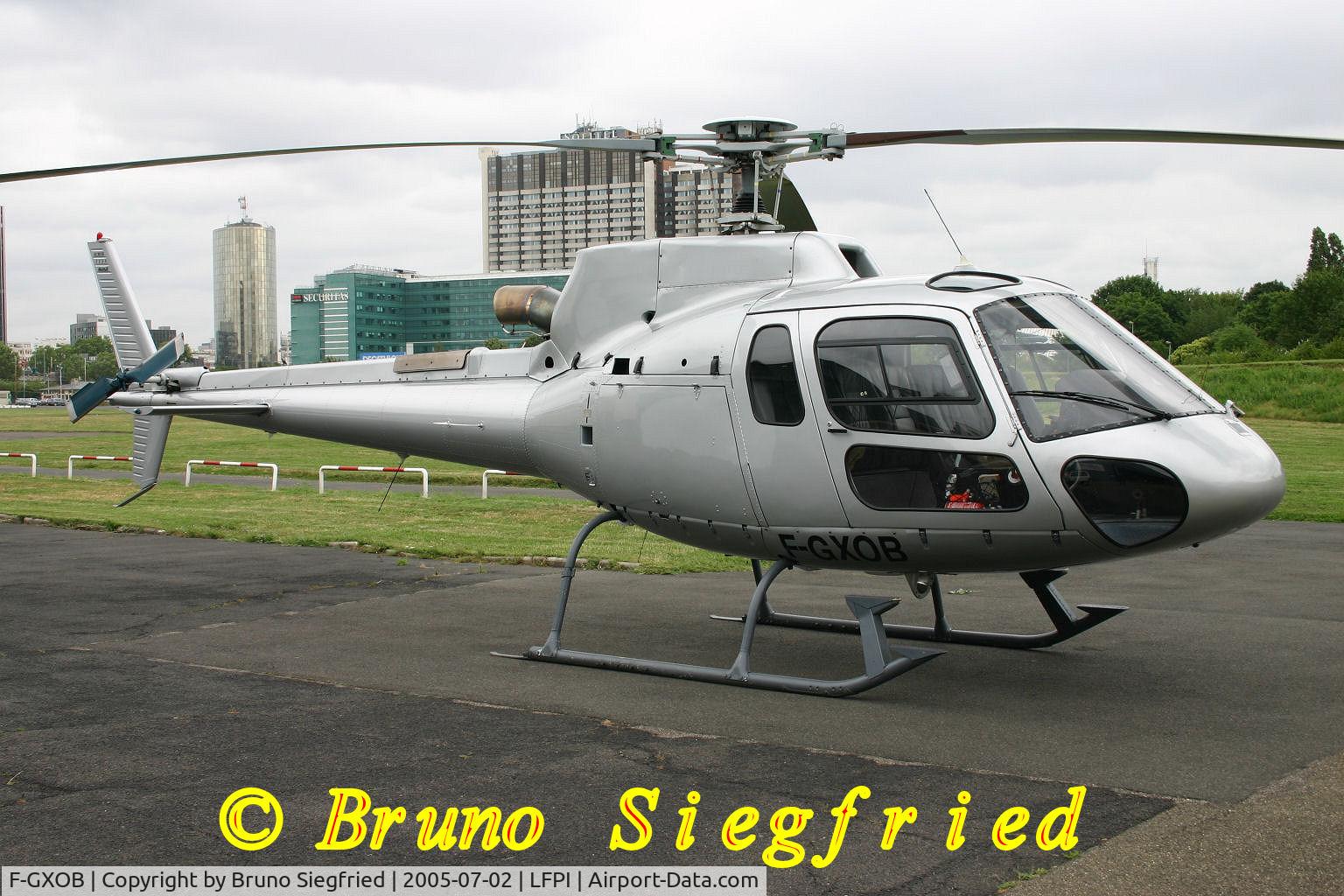 F-GXOB, Eurocopter AS-350B-3 Ecureuil Ecureuil C/N 3259, Paris -Issy-les-Moulineaux LFPI