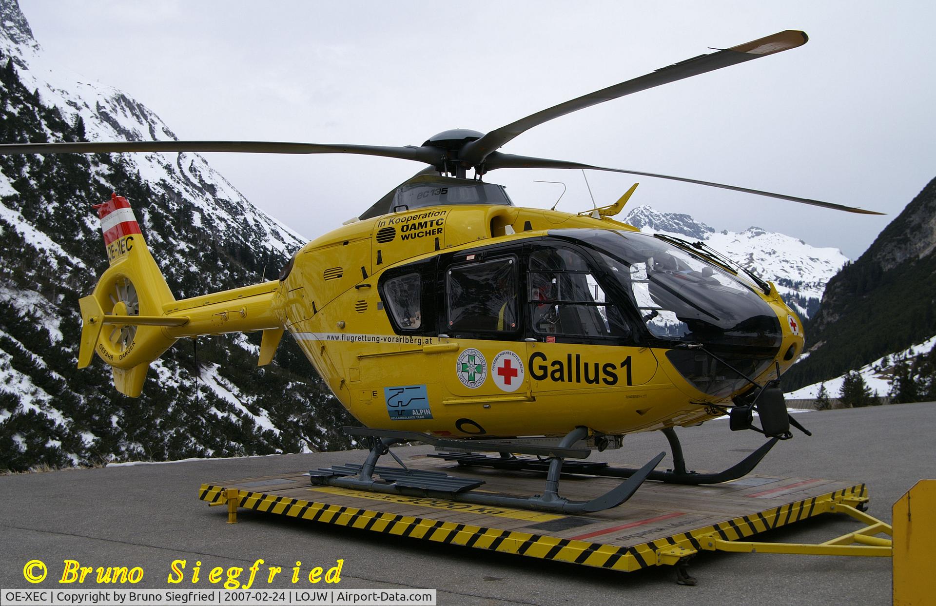 OE-XEC, Eurocopter EC-135T-1 C/N 53, Zürs Heliport LOJW