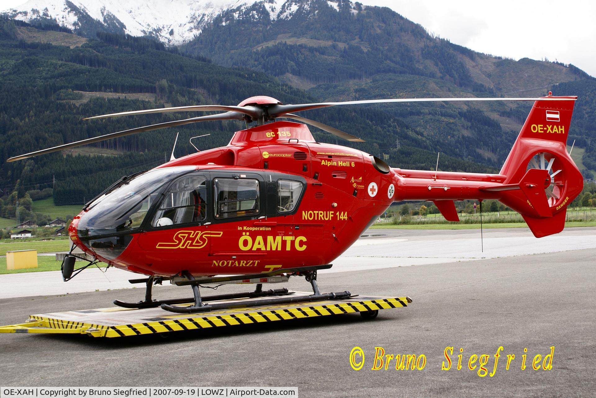 OE-XAH, Eurocopter EC-135T-1 C/N 105, Zell Am See LOWZ