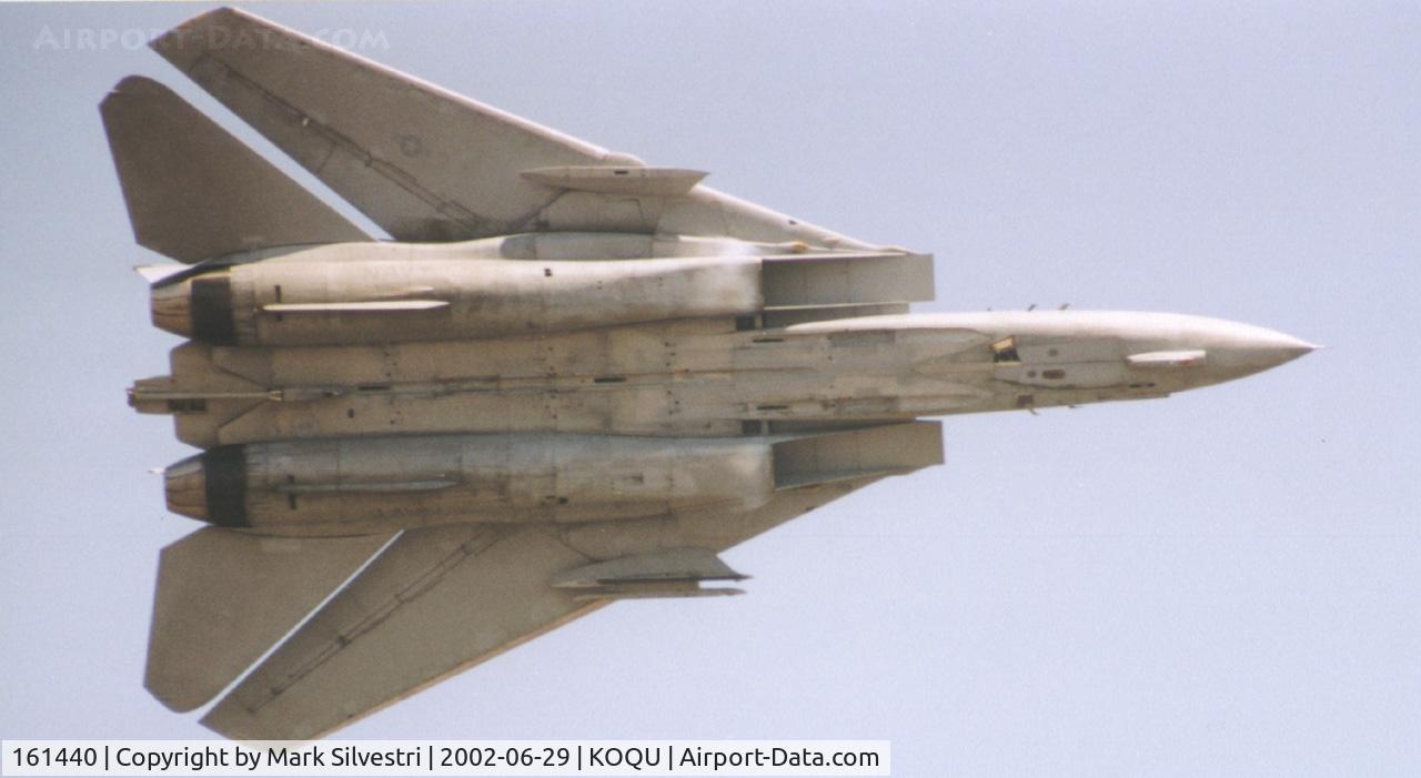 161440, Grumman F-14B Tomcat Tomcat C/N 450, Quonset Point 2002