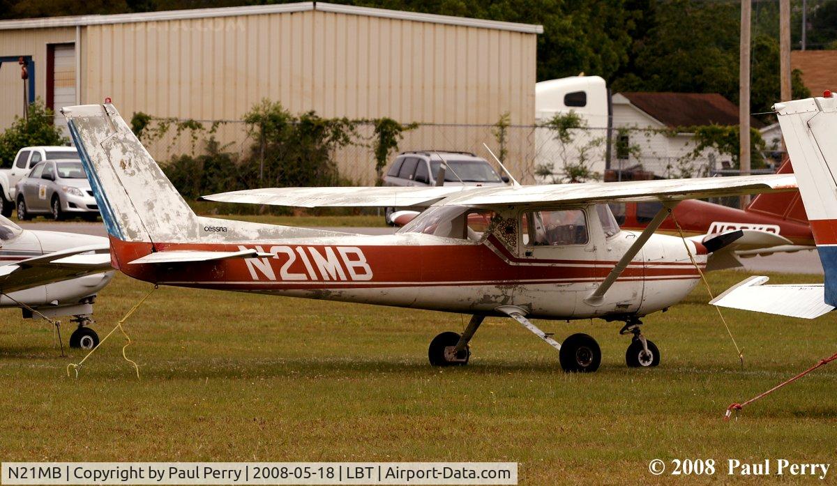 N21MB, 1975 Cessna 150M C/N 15077002, A little more paint maybe, otherwise looking good