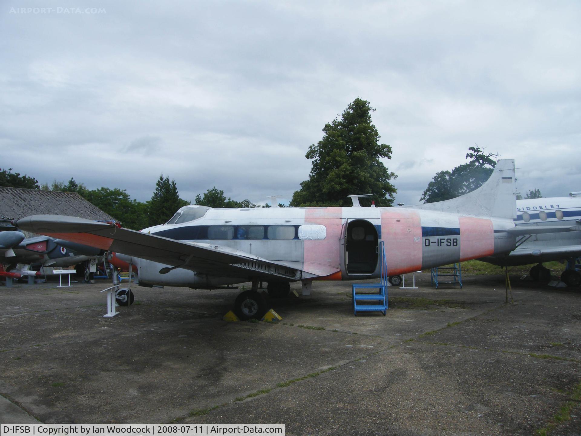 D-IFSB, De Havilland DH-104 Dove 2B C/N 04379, de Havilland DH-104 Dove 6/Preserved,de Havilland Heritage Museum,London-Colney