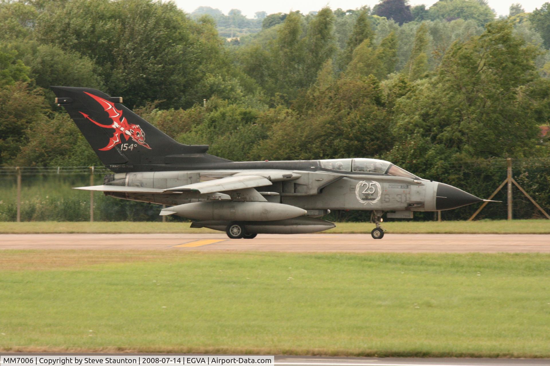 MM7006, 1982 Panavia Tornado IDS C/N 102/IS005/5008, Taken at the Royal International Air Tattoo 2008 during arrivals and departures (show days cancelled due to bad weather)