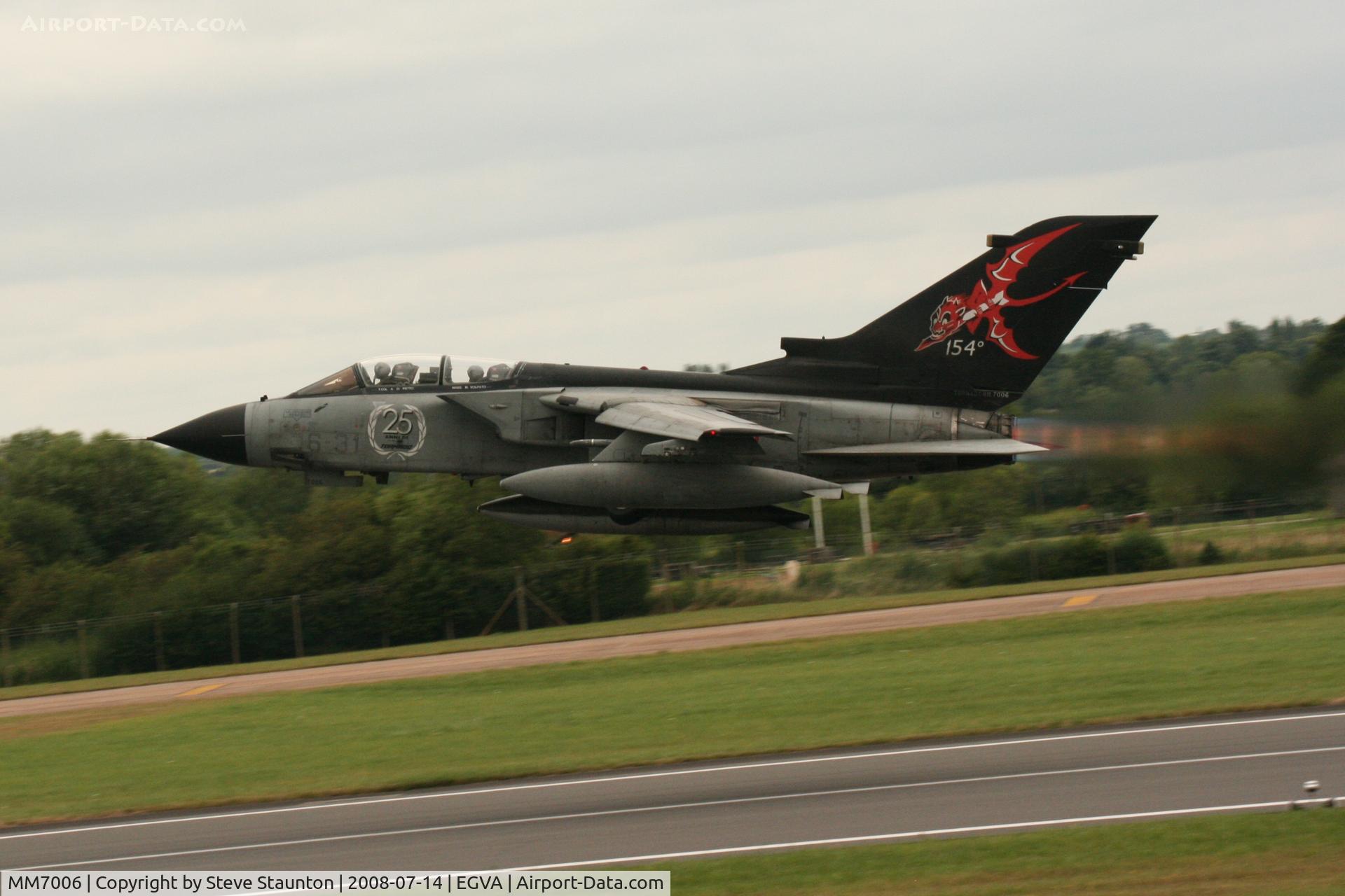 MM7006, 1982 Panavia Tornado IDS C/N 102/IS005/5008, Taken at the Royal International Air Tattoo 2008 during arrivals and departures (show days cancelled due to bad weather)
