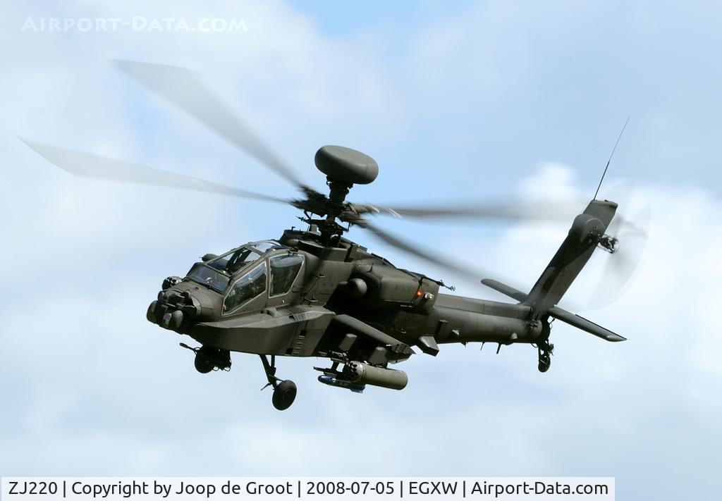 ZJ220, Westland Apache AH.1 C/N DU054/WAH054, Hard to catch this Apache was part of the RAF role demo at Waddington.