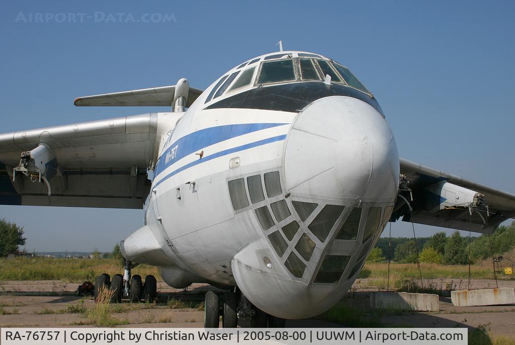 RA-76757, Ilyushin Il-76T C/N 0013433990, Atran