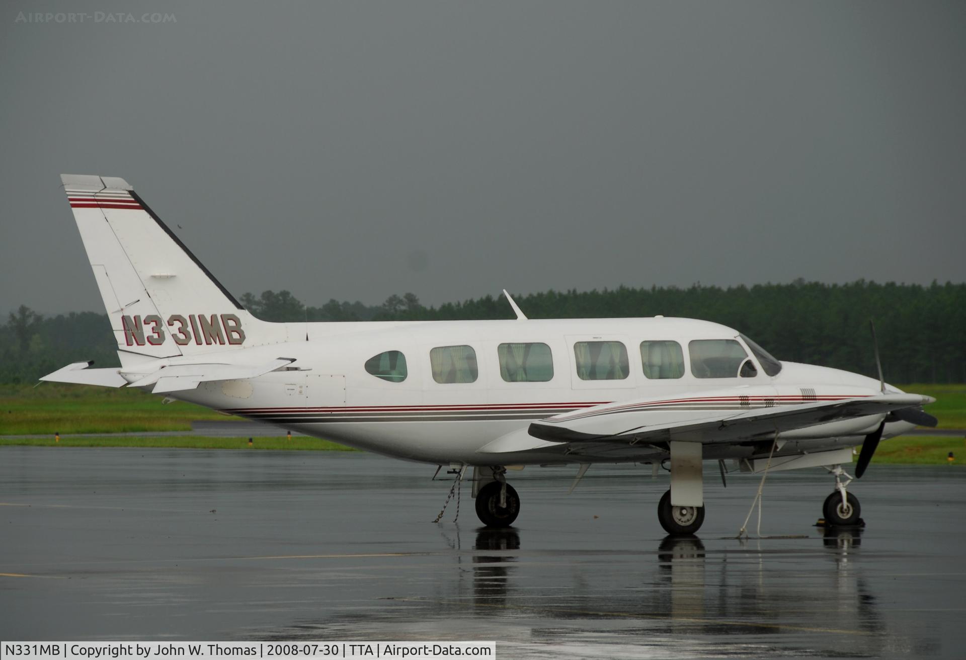 N331MB, 1974 Piper PA-31-350 Chieftain C/N 31-7405455, At rest
