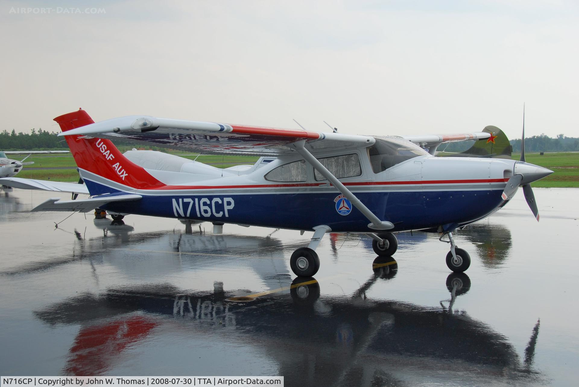 N716CP, 2005 Cessna 182T Skylane C/N 18281711, All tied up