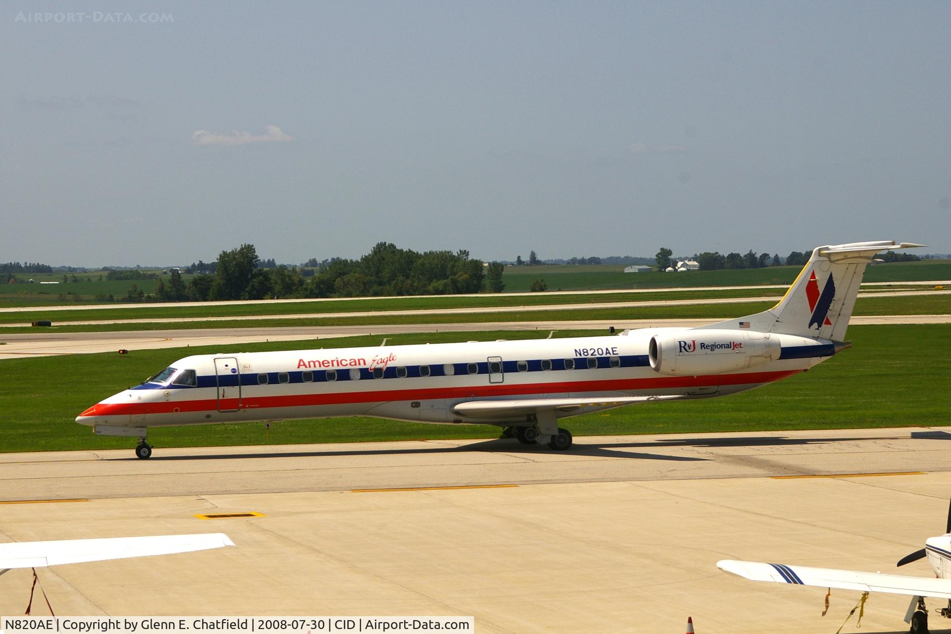 N820AE, 2002 Embraer ERJ-140LR (EMB-135KL) C/N 145576, Taxiing to the ramp after landing Runway 31