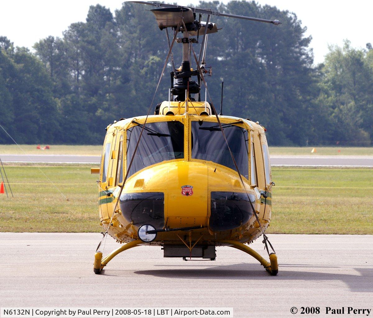 N6132N, Bell UH-1H C/N 66-16040, Sweet indeed, head on with 