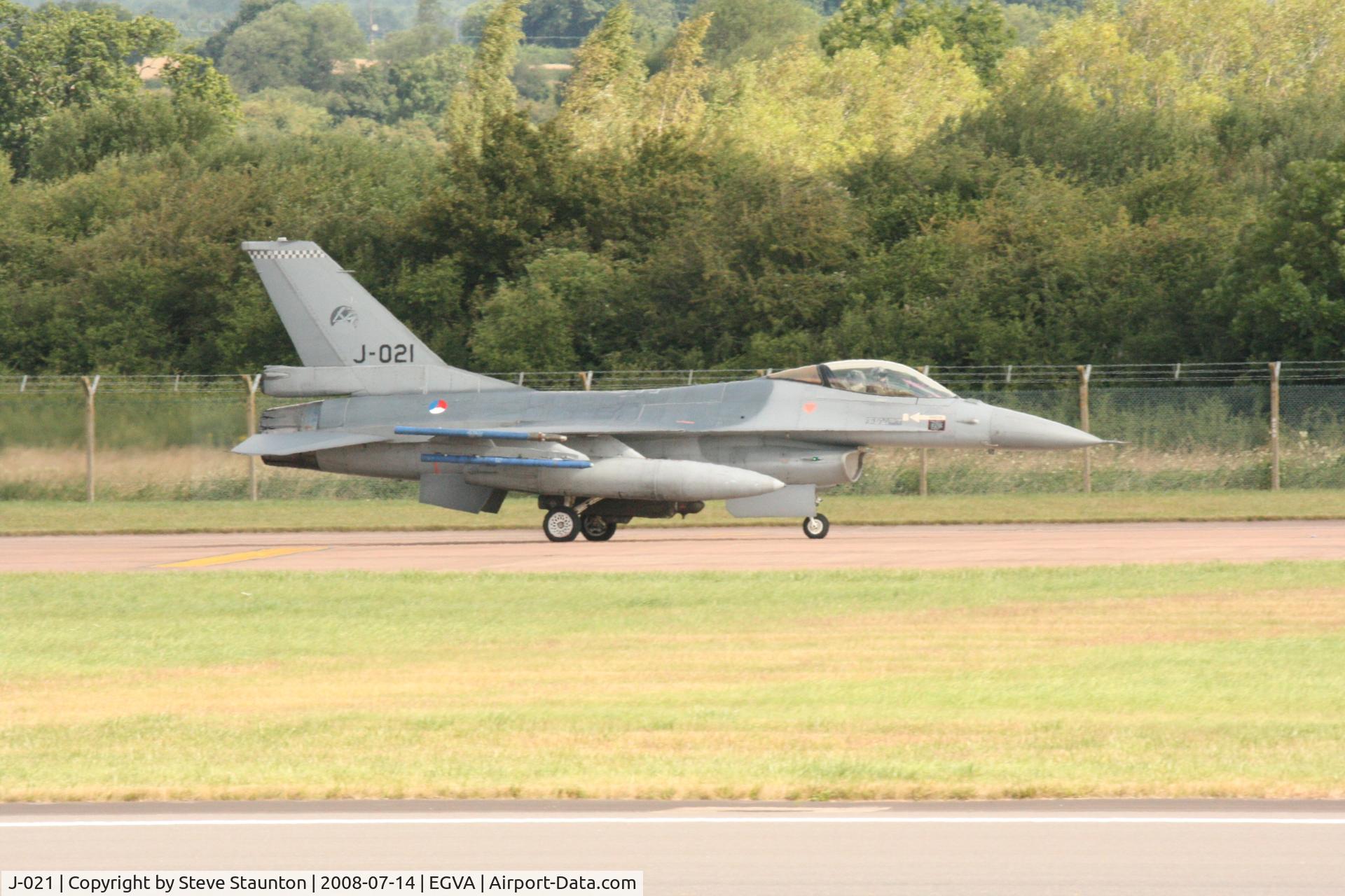 J-021, 1989 Fokker F-16AM Fighting Falcon C/N 6D-177, Taken at the Royal International Air Tattoo 2008 during arrivals and departures (show days cancelled due to bad weather)