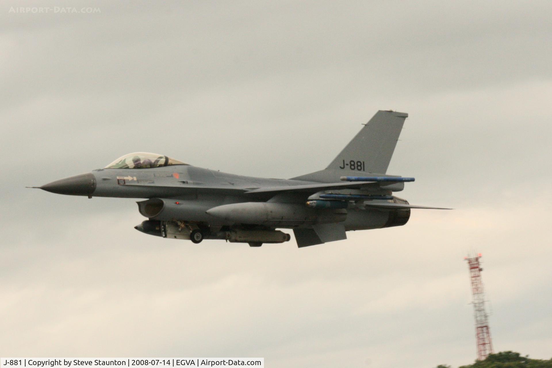 J-881, Fokker F-16AM Fighting Falcon C/N 6D-98, Taken at the Royal International Air Tattoo 2008 during arrivals and departures (show days cancelled due to bad weather)