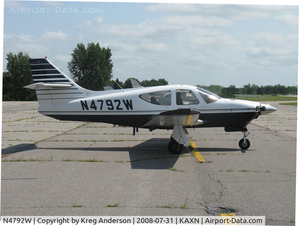 N4792W, 1976 Rockwell International 114 Commander C/N 14132, On the line.