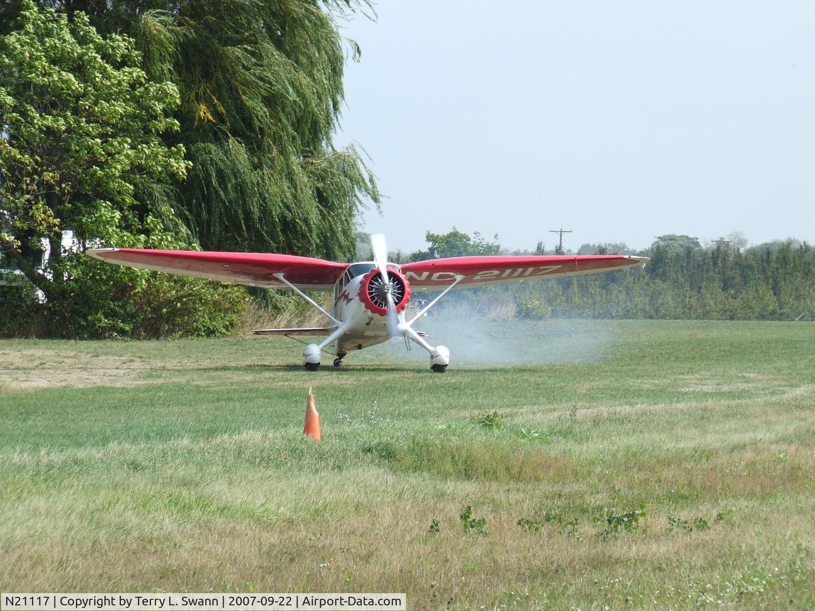 N21117, 1939 Stinson SR-9C Reliant C/N 5371, Typical start up at Home Field in Burt, NY.
