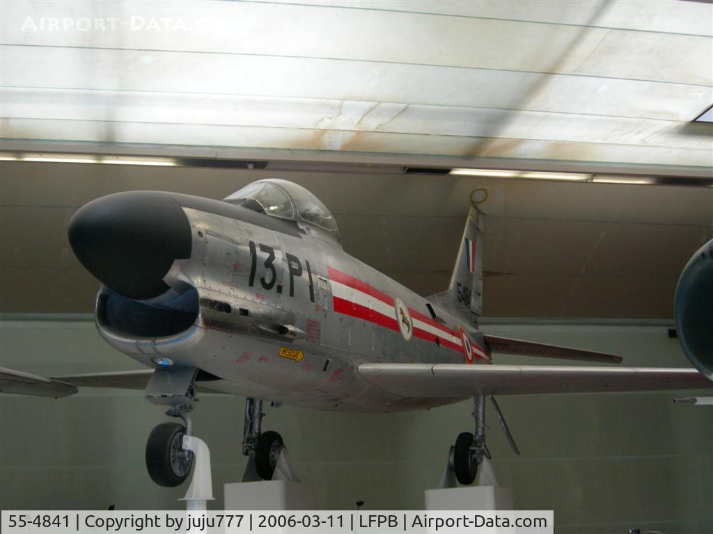 55-4841, 1955 North American F-86K Sabre C/N 221-81, on display at Le Bourget Muséum