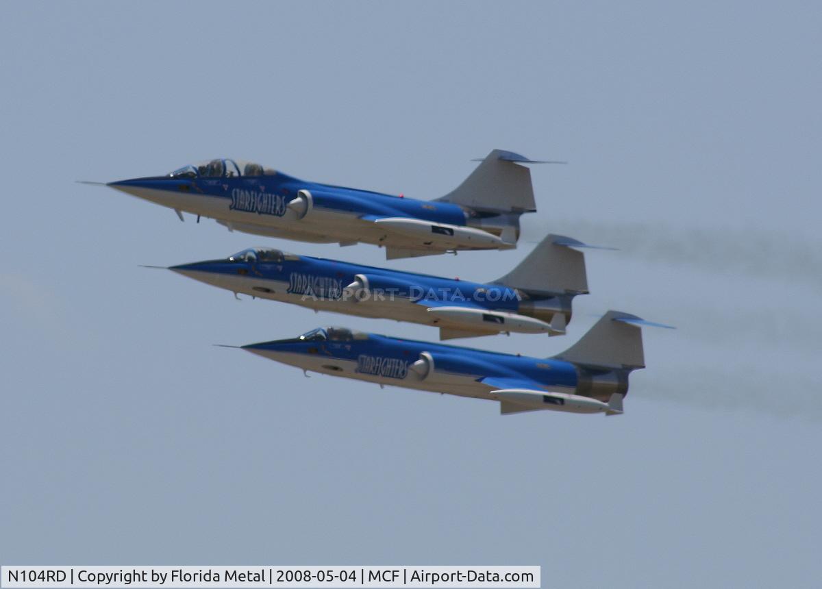 N104RD, 1963 Lockheed CF-104G C/N 104850, Starfighters Inc in formation