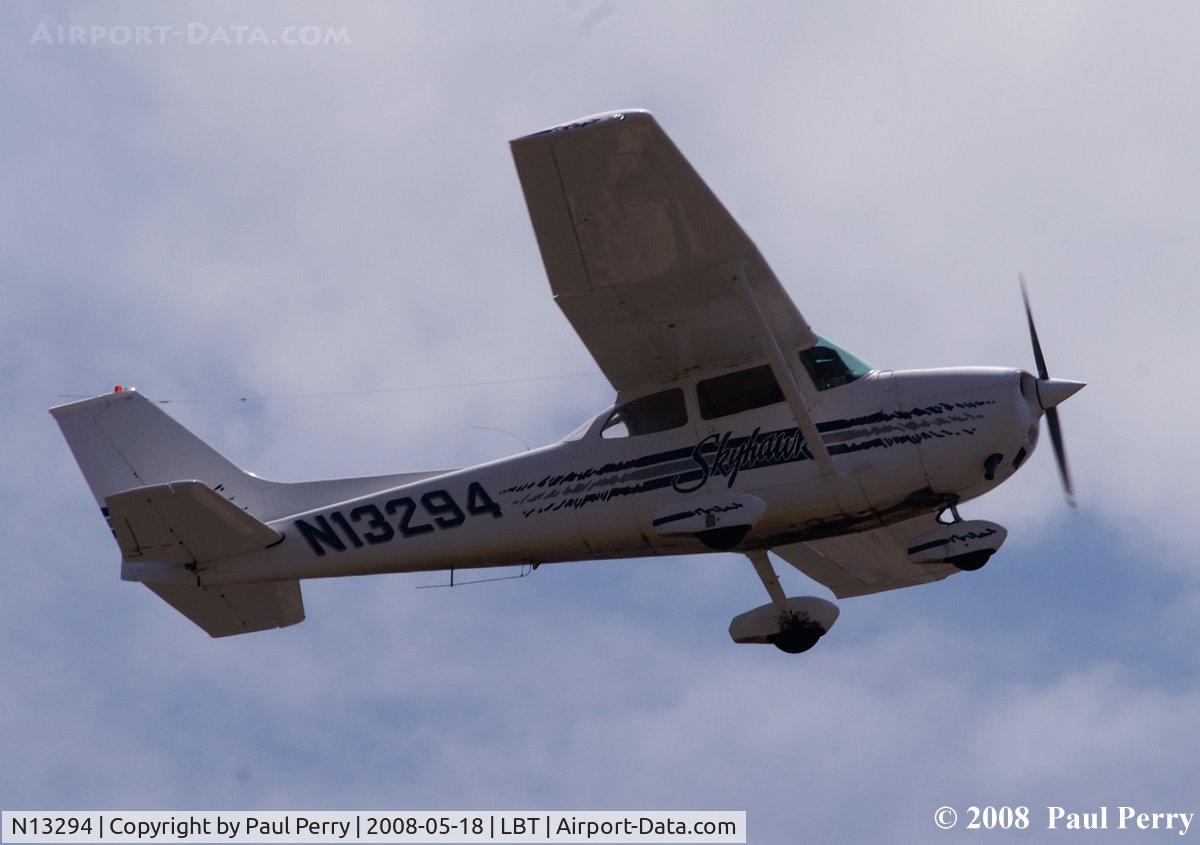 N13294, 1973 Cessna 172M C/N 17262645, Up and out of Lumberton