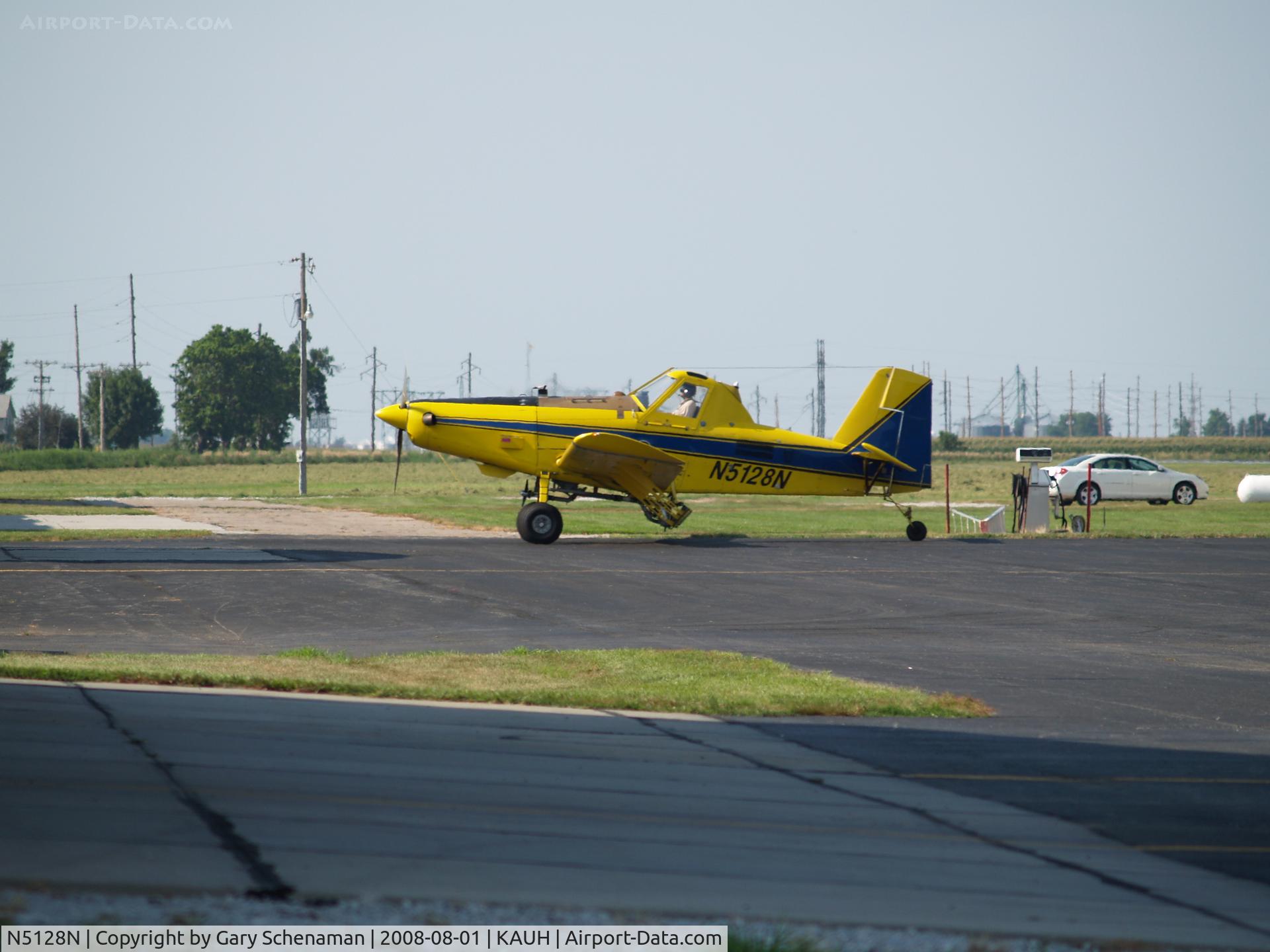 N5128N, 1998 Air Tractor Inc AT-402A C/N 402A-1054, LUST LANDED AT AURORA AIRPORT