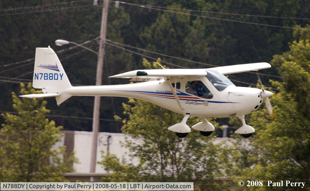 N788DY, 2006 Remos G-3/600 Mirage C/N 184, The demo bird returning again