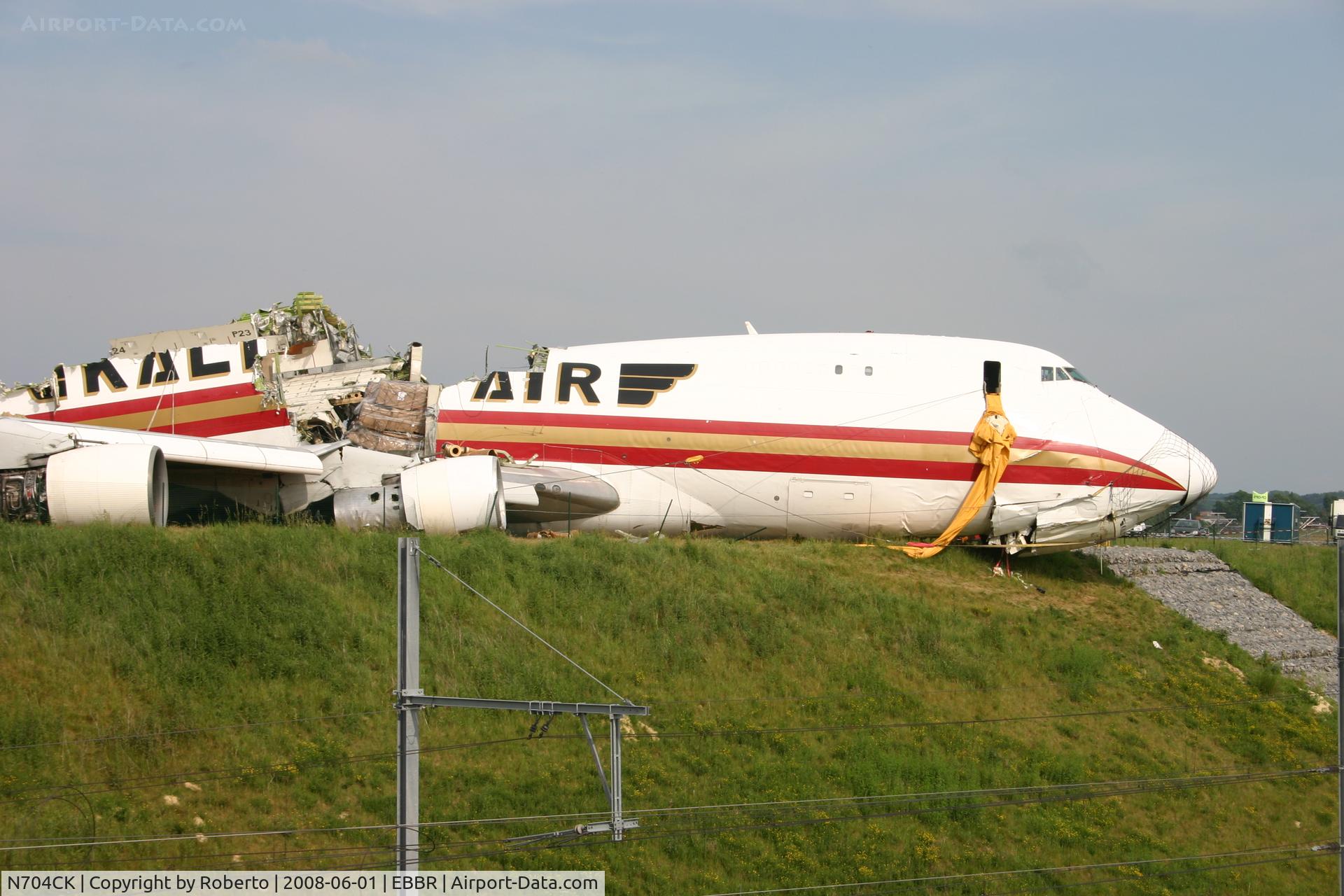 N704CK, 1980 Boeing 747-209F C/N 22299, The plane broken at take-off.