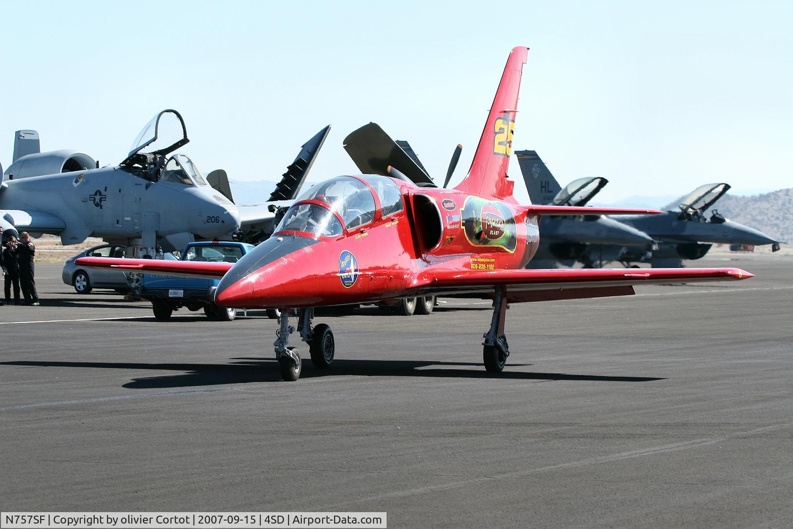 N757SF, Aero L-39 Albatros C/N 530438, returning from race, Reno 2007
