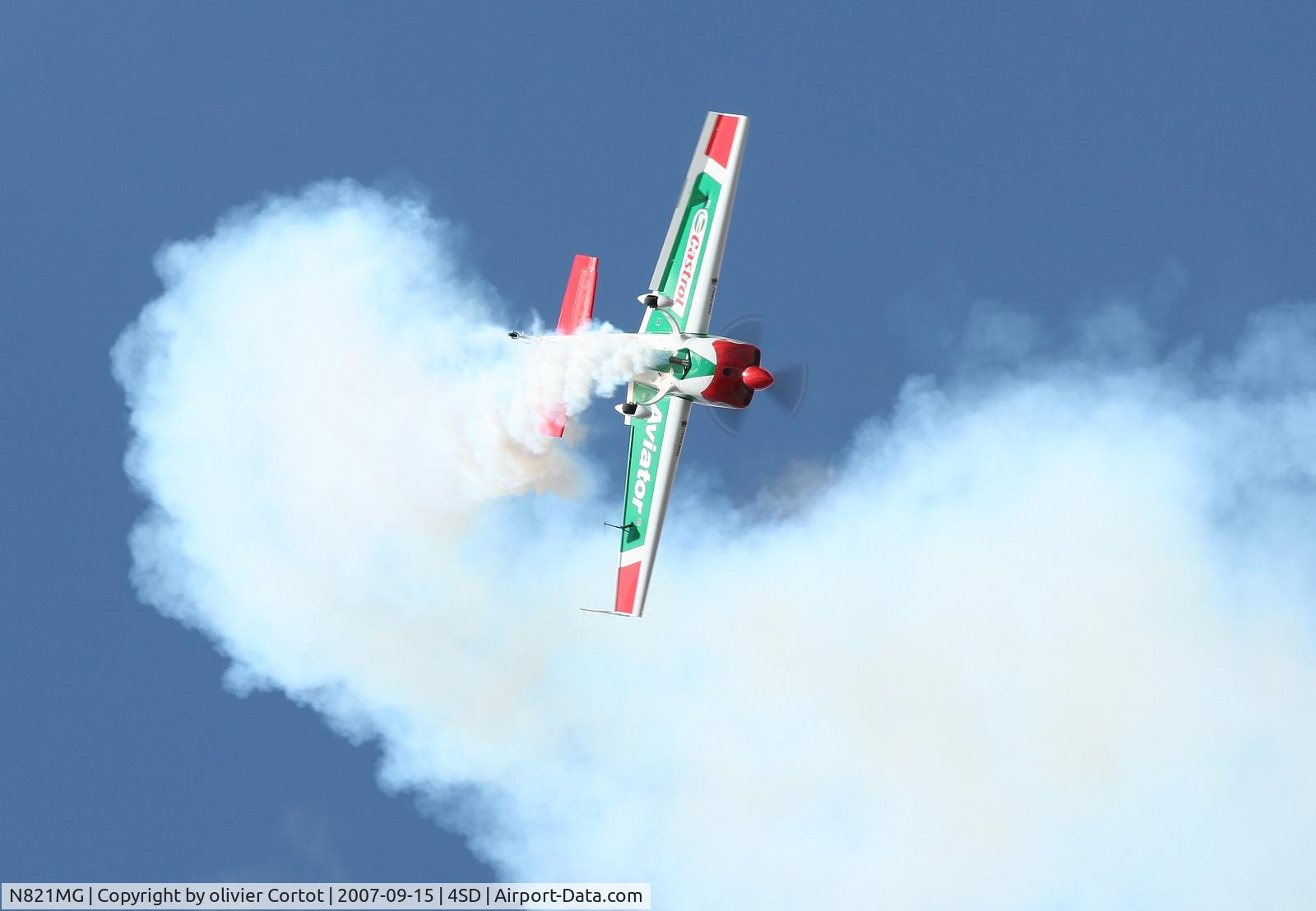 N821MG, 2006 Extra EA-300S C/N 1035, Reno air races 2007